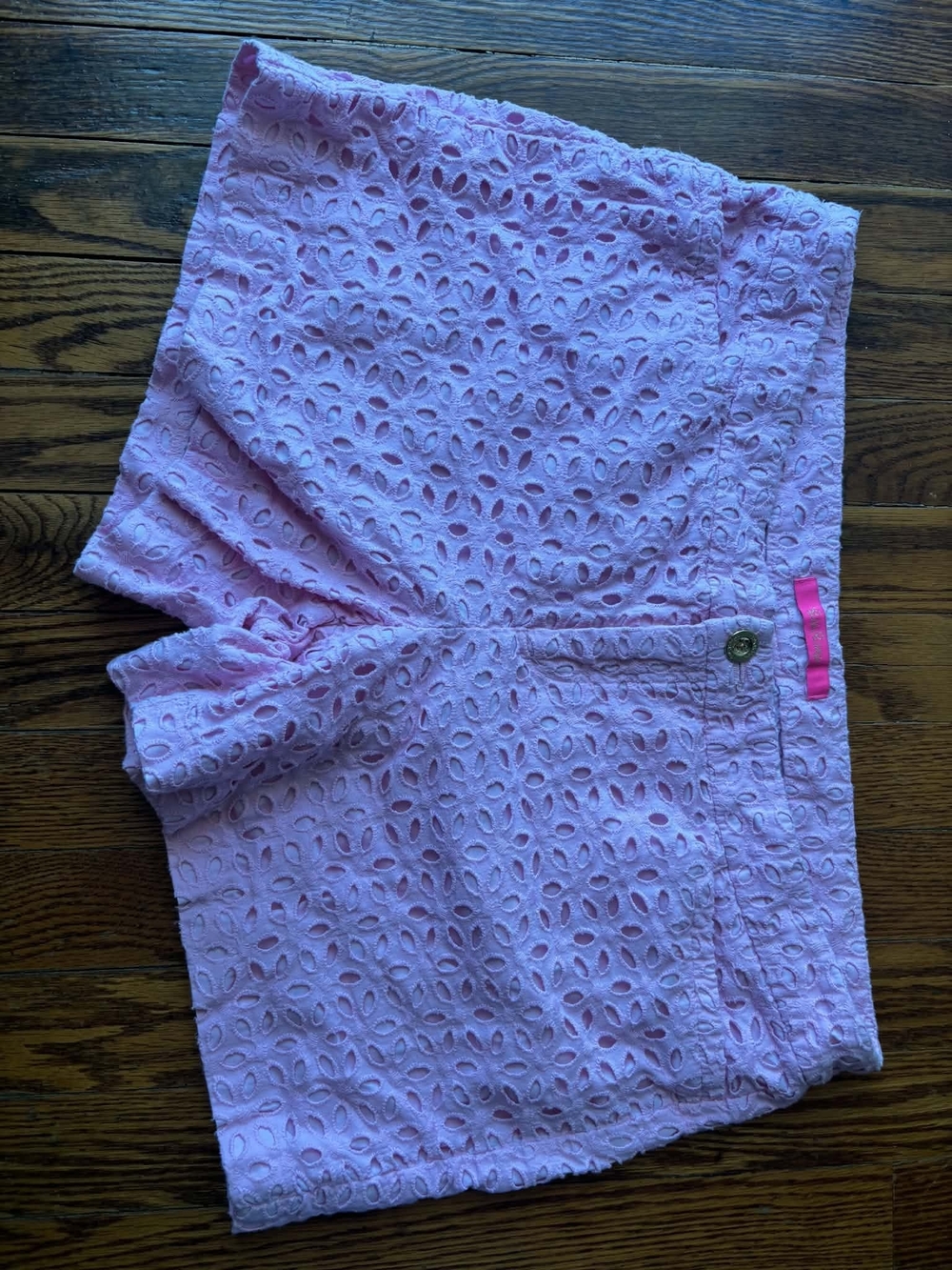 Lilly Pulitzer Pink Eyelet Women’s Shorts